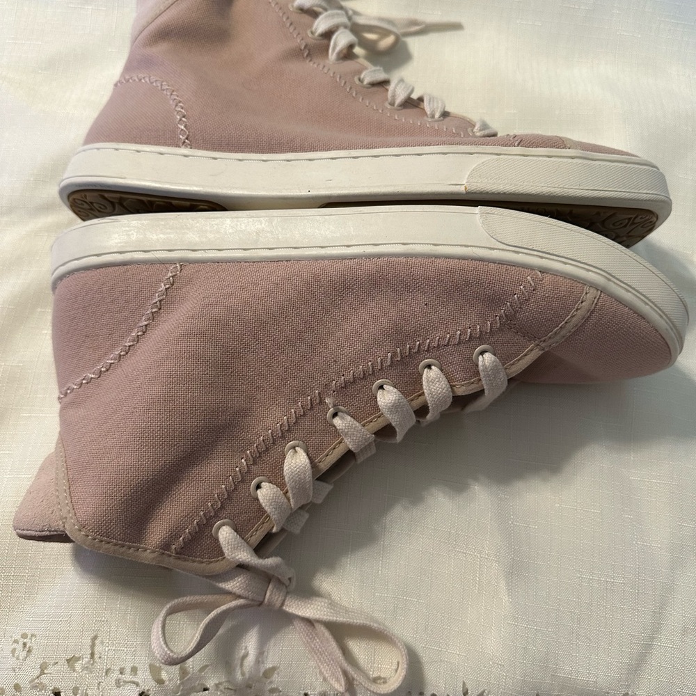 OluKai Pulaski Pink High Tops Size 9 - Picture 10 of 10
